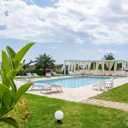 Li Fichi Alezio/gallipoli فندق مبيت وإفطار أليزيو